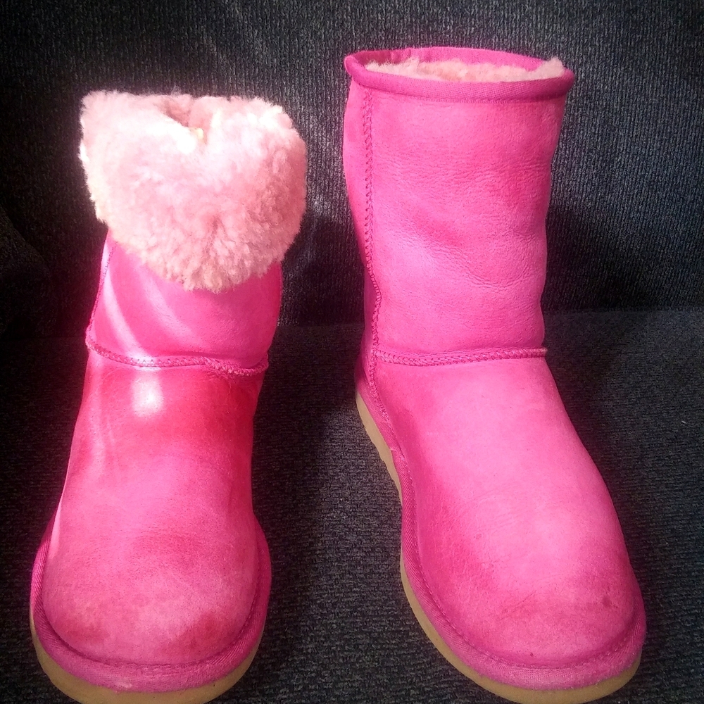 CLASSIC PINK WOMEN UGGS
